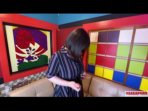 ❤️ Japanese cutie met groot tiete masturbeer met seksspeelgoed en kry 'n orgasme. Sy praat in 'n onderhoud oor haar fokken ervaring. Groot tiete en harige poes wat hard kreun. Osakaporn ❌ Porno vk by ons af.nudexxx.ru ❌️